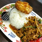 タイ国惣菜屋台料理 ゲウチャイ - 