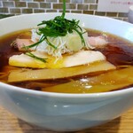 おだし香る自家製麺 弦乃月 - 横顔
