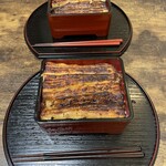 八ツ目や にしむら - 『鰻蒲焼大串¥2,400』
      『肝串¥400』
