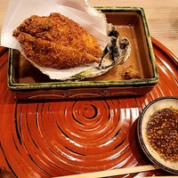 馬車道 大かわ - 岩牡蠣フライ