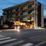 麺屋遼太郎 - 麺屋遼太郎 東深津店は、この交差点の先です (2022.06.26)