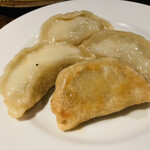 中華ダイニングワクス - この餃子…まるで小籠包みたい！