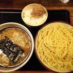 青森大勝軒 - 【10周年限定】もりそば（大）500円＋背脂50円＋ワンタン100円　650円