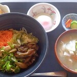 道の駅 庄川 - よごし丼豚汁セット