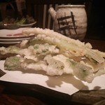 行者ニンニクの天婦羅。