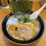 よこはま軒 - 『よこはまとんこつラーメン(醤油)』