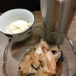 立呑み処 七津屋 - 茄子煮浸し、ポテサラ