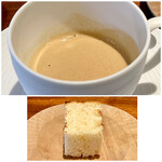 蒼 - さかな人 長谷川さんより 長井の赤座海老 ビスクと共に
      濃厚なビスクの旨味の豊かなこと、自家製パンで余すことなくいただきました。