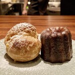 蒼 - ☆ シュークリーム
      シュー生地の美味しさと濃厚にして程よい甘さのクリームが絶妙♪
      ☆ カヌレ
      外は程よいカリッとさに中はもっちりモチモチな食感、香ばしくてやばいですめちゃ美味しい♪