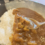 道の駅 あらぎの里 - 有田川町産の紀州地鶏が使用された地鶏カレーです