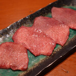 Yakiniku Akami Nikugatou San San Hachi Kyuugo - 