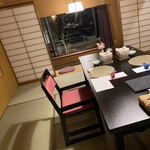 熱海荘 - 個室での夕食