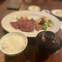 銀座ブルーリリー ステーキ＆チャイニーズレストラン - 