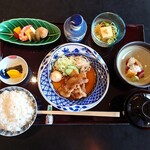 秋田車屋 - しょうが焼き＆山かけ