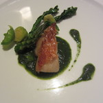 オマージュ - 愛知産金目鯛の松笠焼き あおさ海苔、春菊