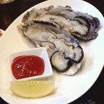 Matori - 殻つき生牡蠣　600円ｘ2個