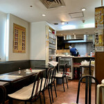 Ankaketei - 広めの喫茶店のような雰囲気