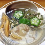 季節料理 みかみ - 北海アサリ・ジュンサイ・オクラの冷製