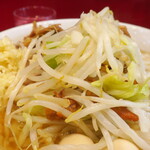 ラーメン二郎 - ヤサイ（そのまま）