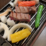 こうの湯 - 台物：熊本黒毛和牛鍬（くわ）焼き　焼野菜