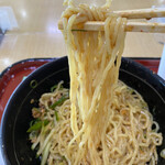 麺道屋 - ジャージャー麺リフト、ツルツルです