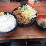 伝説のすた丼屋 川崎店  - すたみなライス　580円