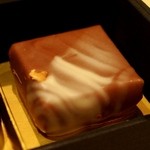 BVLGARI OSAKA CAFÉ - メープルシュガー ＆ ヘーゼルナッツ入り