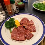 関内苑 - 特上はらみ