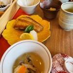 浅香荘 - 一夜干しのホッケ