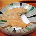 はと - 骨せんべい