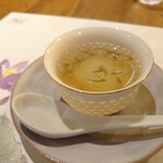 chinois 蓮歩 - （2022/6月）冬瓜とじゅんさいのスープ