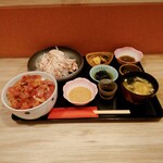 和心 かぎり - ぶた冷しゃぶ膳と鰺たたき丼