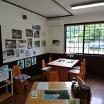 清流の森 - 内観