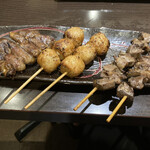 Hakata Kushiyaki Yasaimaki No Mise Kyuushuu Yoshiki - ＊ 砂肝　330円 ＊ つくね　330円 ＊ はつ　330円