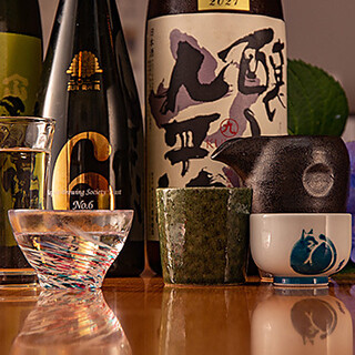 备有稀有品种的日本酒引以为豪!请用您喜欢的小酒杯。