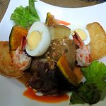 キッチン ガドガド - 蒸し野菜インドネシアサラダ”ＧＡＤＯＧＡＤＯ”