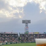 阪神甲子園球場 - まあまあ雲があって助かりましたで