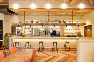 Cresson River Side Story - Relaxing Counter Seats