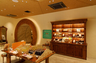 Cresson River Side Story - Homemade drinks are available for purchase at the patisserie.