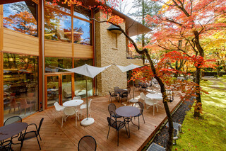 Cresson River Side Story - Red Garden