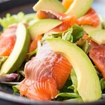 salmon avocado salad