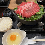Shabushabu Sukiyaki Koshitsu Dainingu Tenkuu - すき焼き定食¥1050