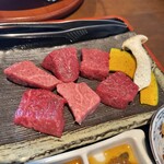 炭火焼肉くらた - 厚切り赤身150g定食(\2,155)