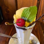 伊太利亭 - ★自家製ミニパフェジェラート（100円税込）★