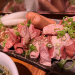 焼肉 もつ焼ジョニー - 