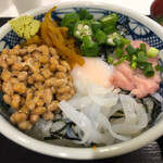 鮪市場 - 元祖ばくだん丼