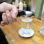 Teppan Konomi - 福岡のお酒・磯乃澤(いそのさわ)の一番流。
      常温のコップ酒で頂きます(熱燗も可能)。