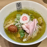 Uguisuya - 塩ラーメン 800円+トッピング梅しそ 150円 