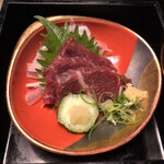 山しのぶ - 造り   熊本馬刺し