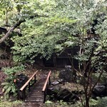 山しのぶ - 部屋からの景色  深緑